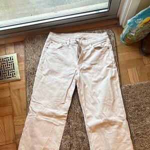 Women's American eagle cream stovepipe Jeans